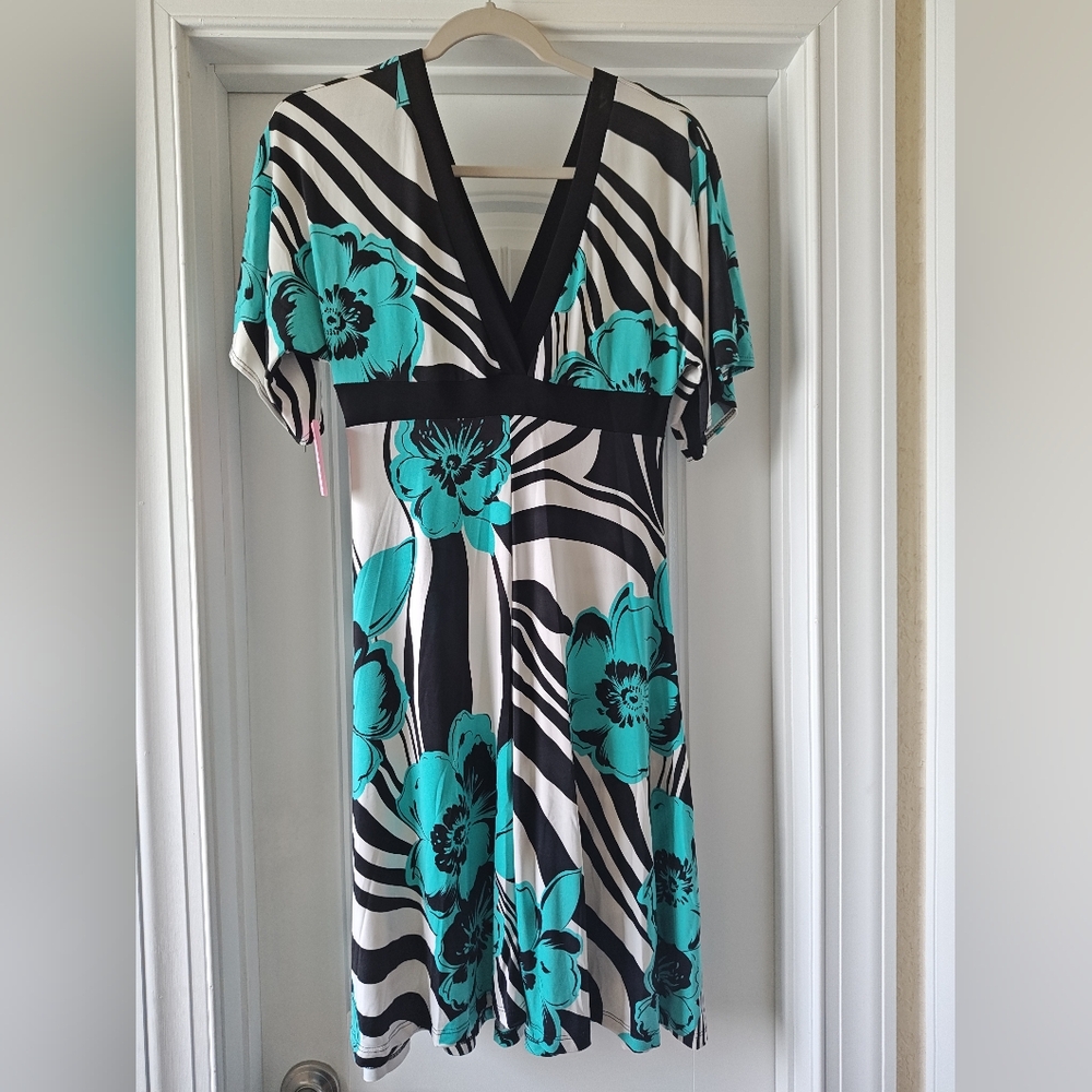 Floral V-Neck Dress - Black, White, and Blue